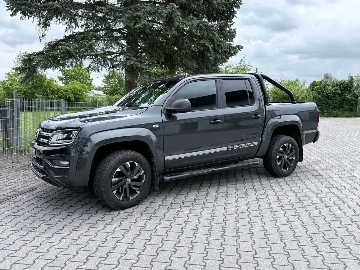 Gebraucht VW Amarok Dark Label 204 PS (150 kW) 2018 Carbon steel grey metallic Pickup