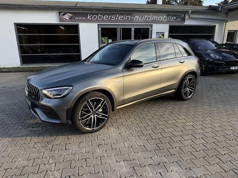 Grau Gebraucht 2020 Mercedes GLC43 AMG AMG SUV | 46.500 € (Guter Preis) - Bild 1/4