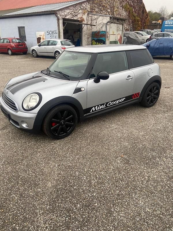 Silber Gebraucht 2007 Mini Cooper Kleinwagen | 2.500 € (Fairer Preis) - Bild 1/4