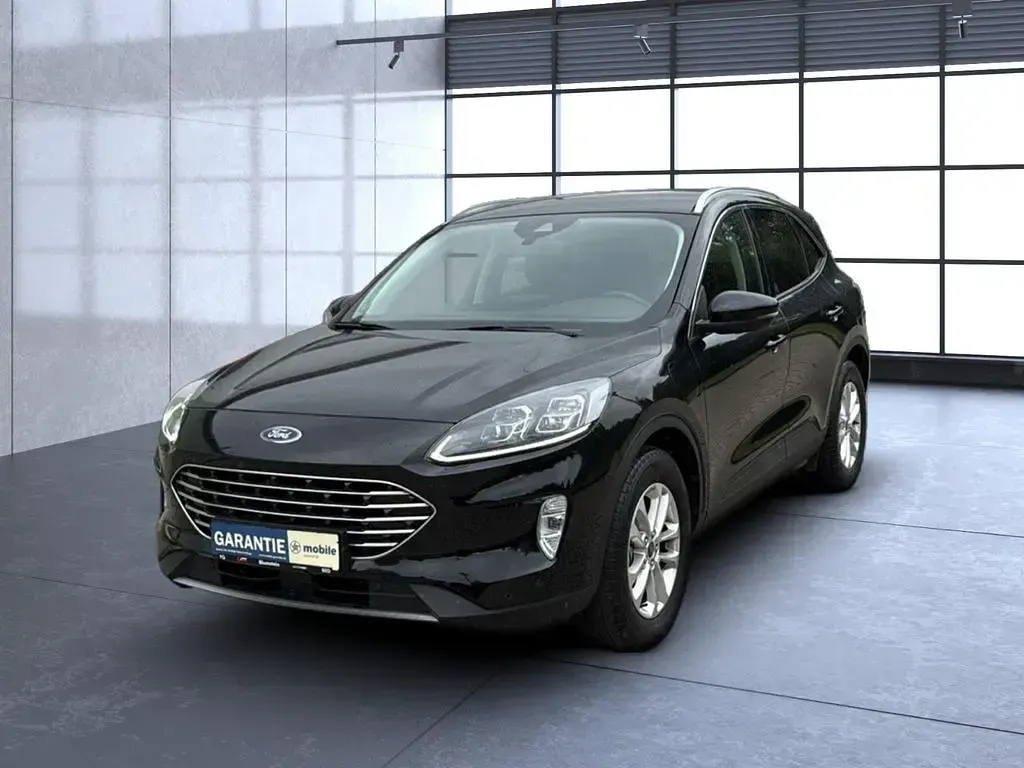 Gebraucht Ford Kuga Titanium 152 PS (111 kW) 2021 Schwarz SUV