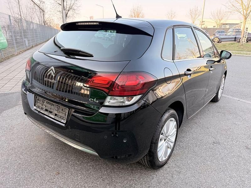 Gebraucht Citroën C4 SELECTION 131 PS (96 kW) 2016 Schwarz Van / Kleinbus