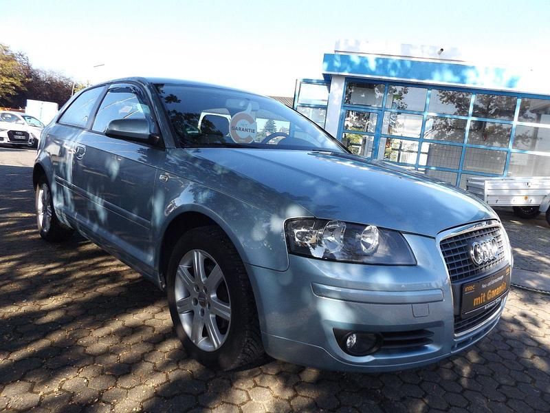 Blau Gebraucht 2007 Audi A3 Attraction Limousine | 4.799 € (Fairer Preis) - Bild 1/4
