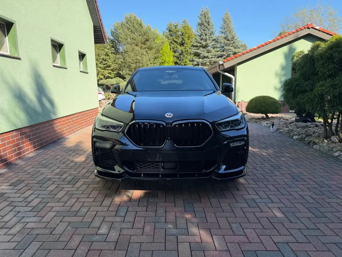 Gebraucht BMW X6 M50 Shadowline 530 PS (389 kW) 2020 Schwarz SUV