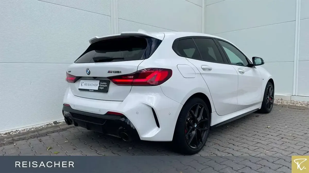 Gebraucht BMW 135 306 PS (225 kW) 2022 Alpinweiß uni Kleinwagen