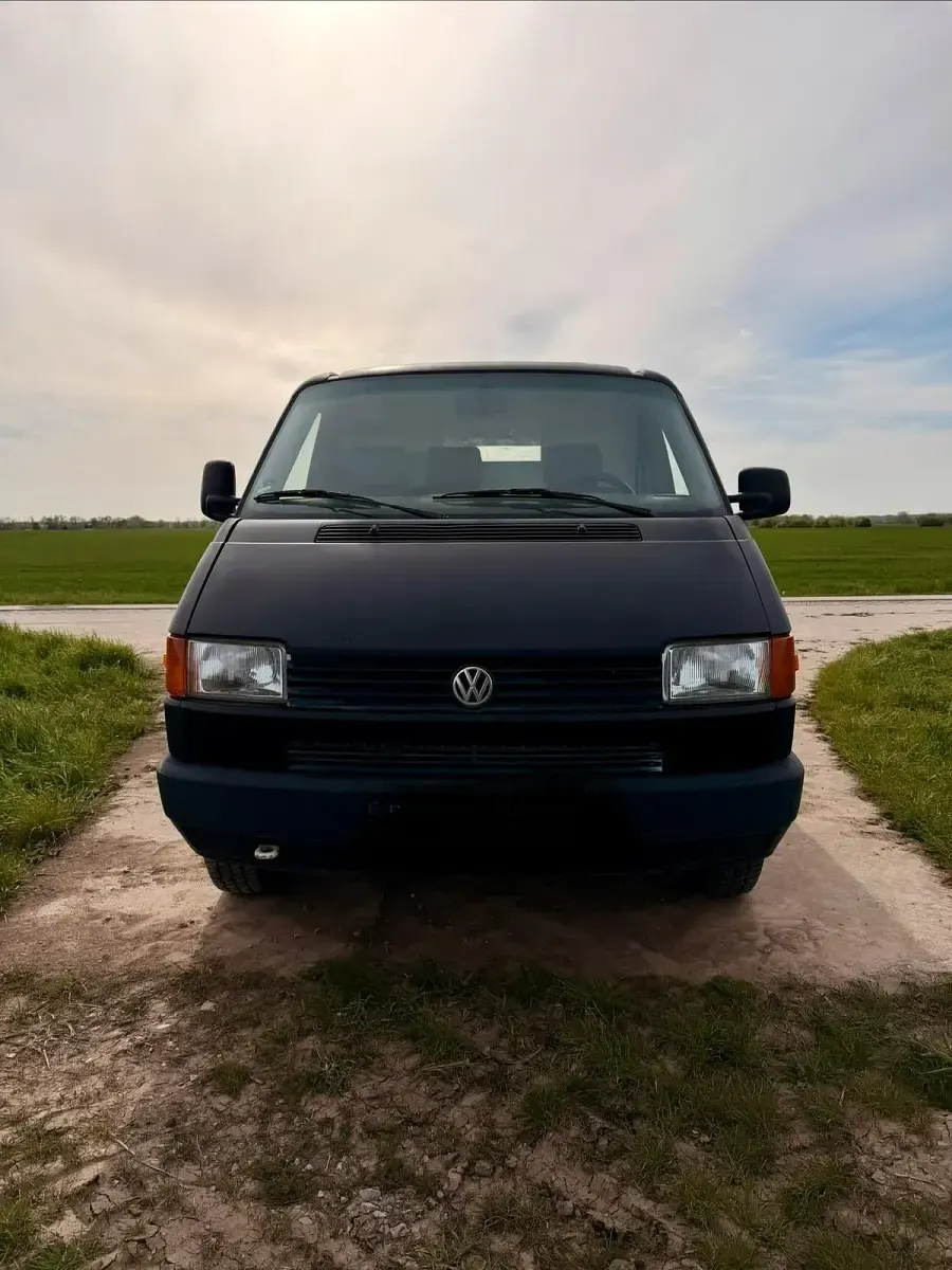 Gebraucht VW T4 68 PS (50 kW) 1995 Schwarz Van