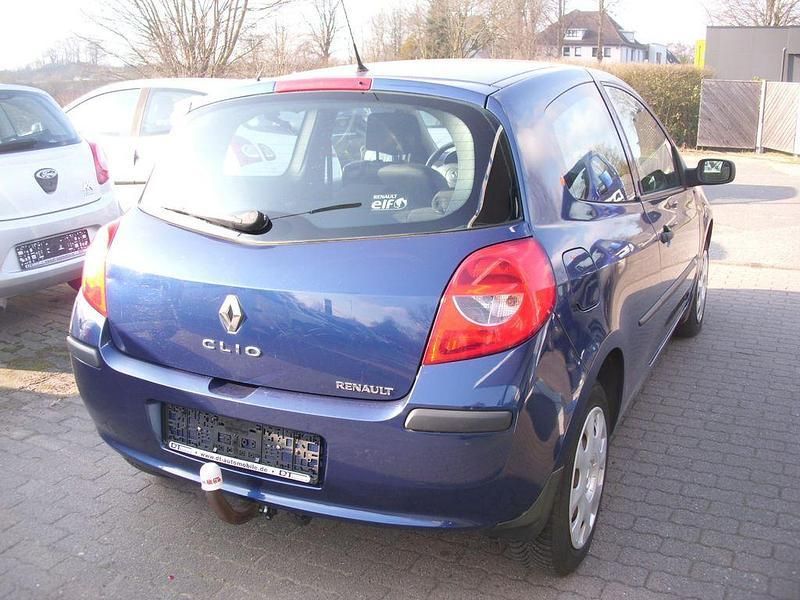 Gebraucht Renault Clio III 65 PS (47 kW) 2007 Blau Limousine