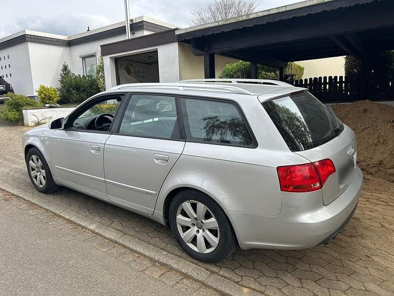 Second-hand Audi A4 140 CP (102 kW) 2005 Argintiu Break