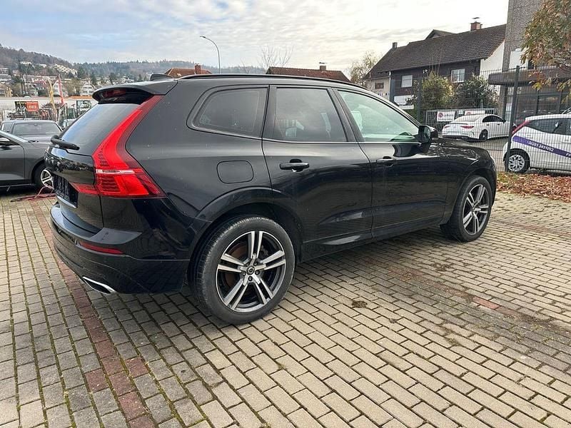 Gebraucht Volvo XC60 R-Design 197 PS (144 kW) 2020 Schwarz SUV