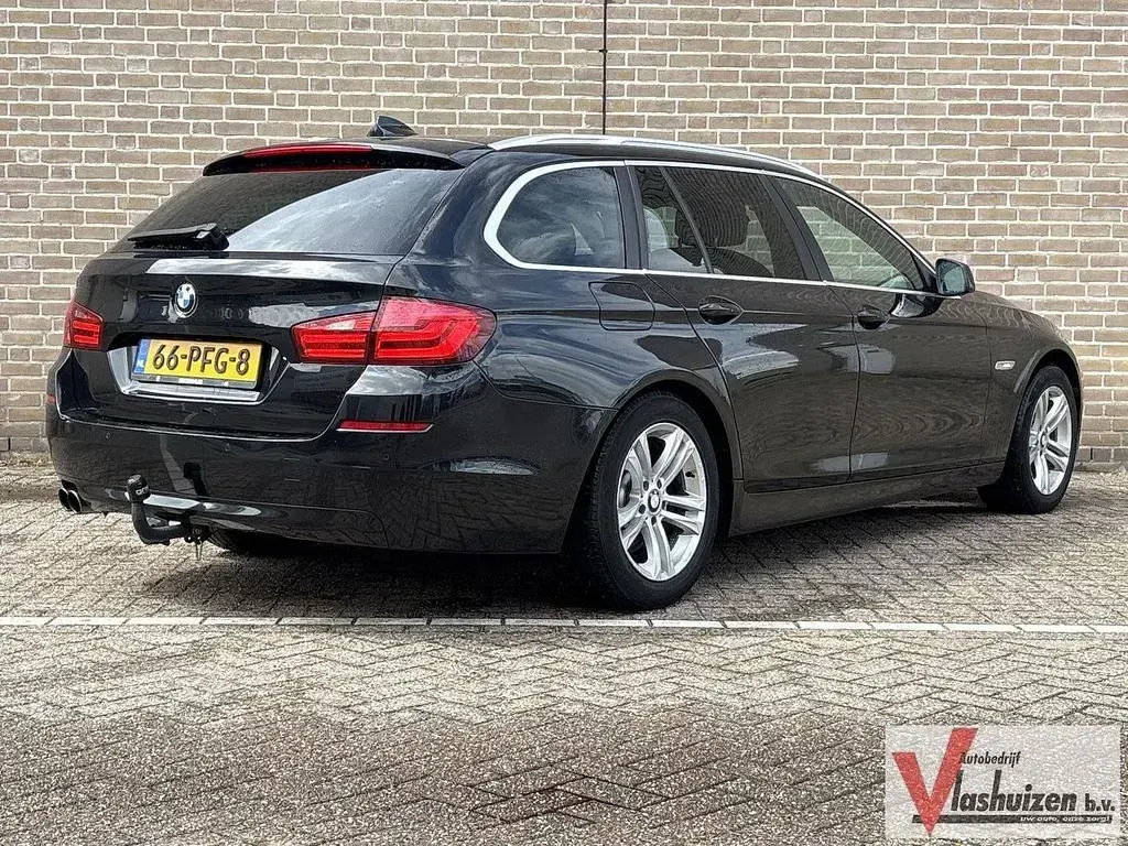 Gebraucht BMW 528 Executive 258 PS (189 kW) 2011 Schwarz Kombi