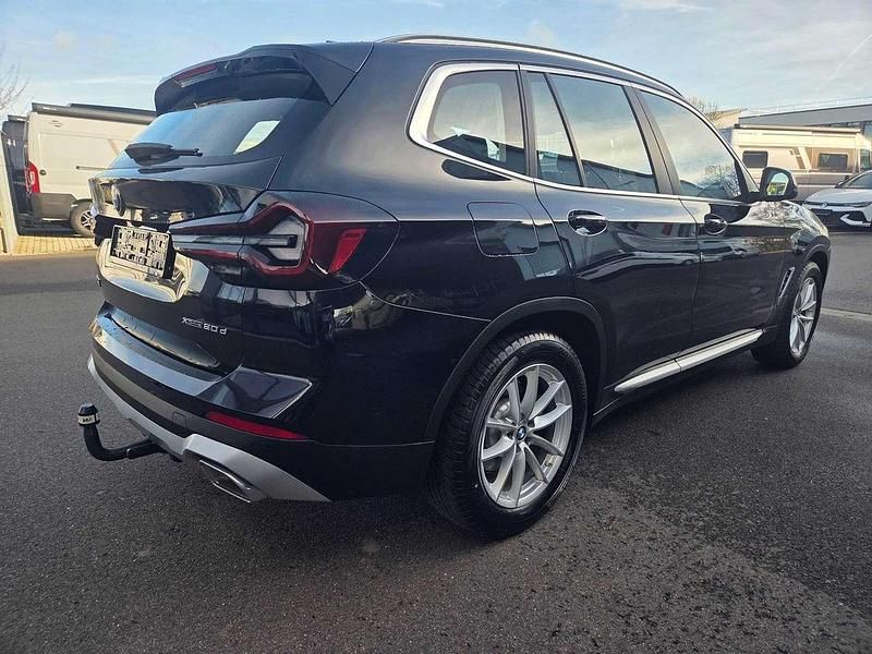 Gebraucht BMW X3 Sport Line 190 PS (139 kW) 2023 Schwarz SUV