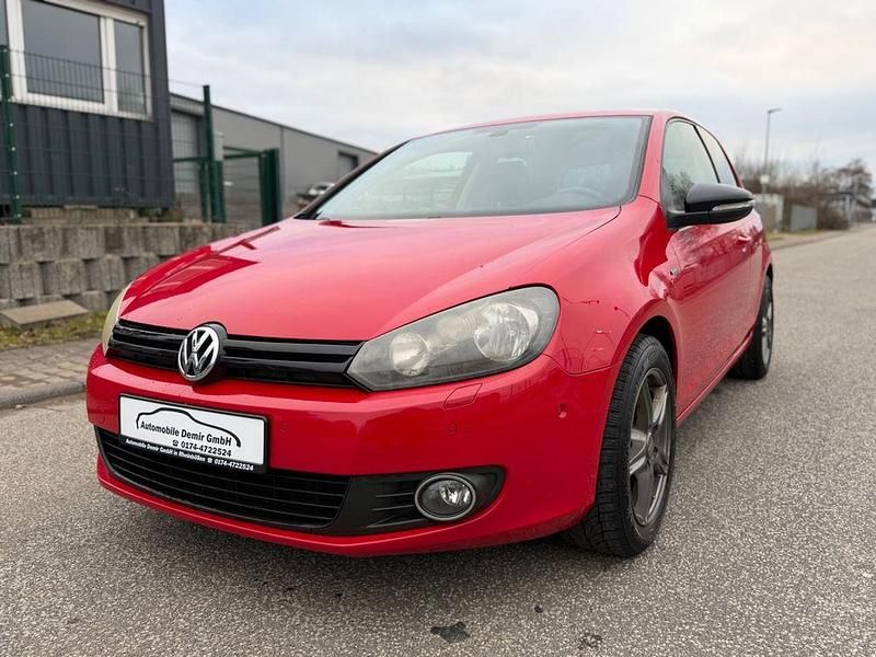 Rot Gebraucht 2012 VW Golf VI Match Kleinwagen | 4.990 € (Guter Preis) - Bild 1/4