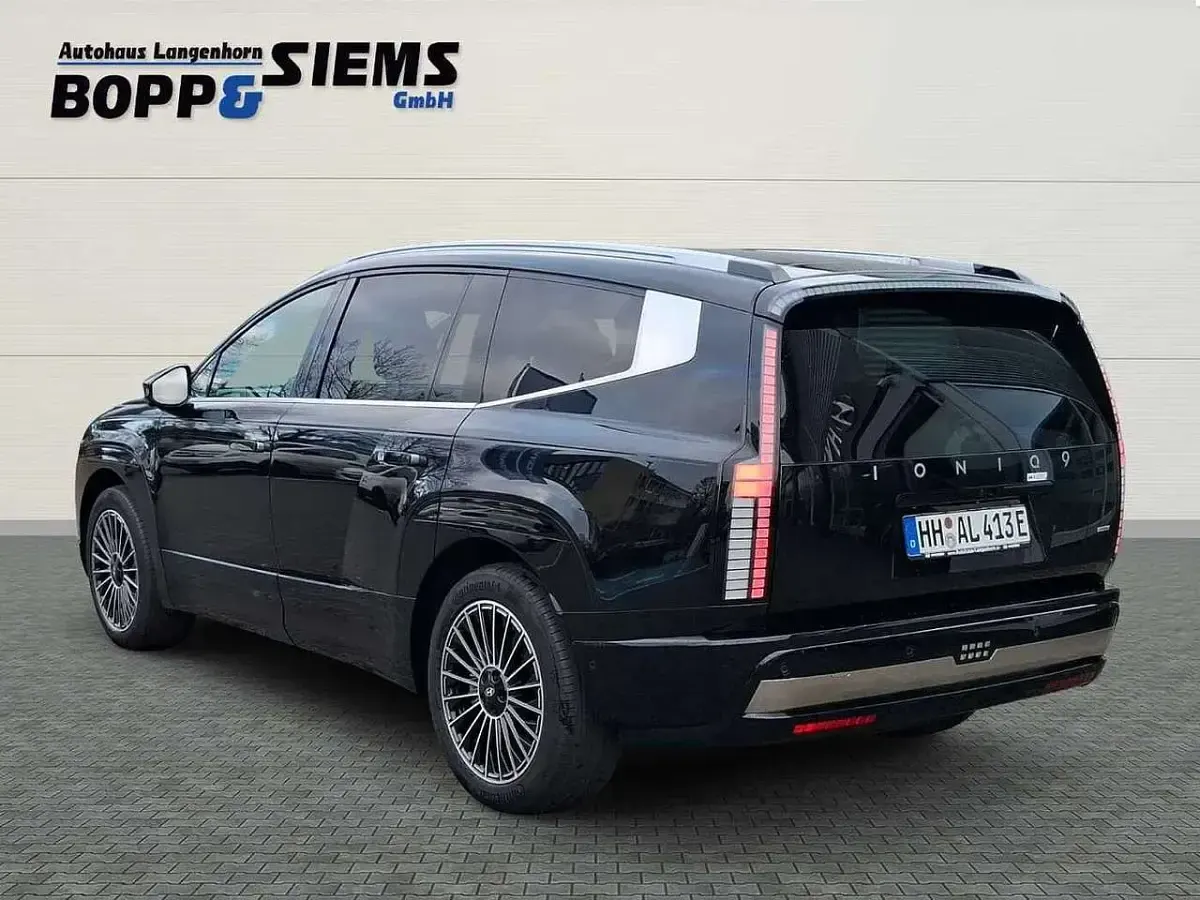 Neu Hyundai Ioniq 9 314 kW (428 PS) 2025 Schwarz SUV