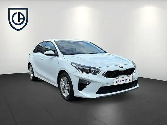 Neu Kia K4 150 PS (110 kW) 2026 Grau schwarz Limousine