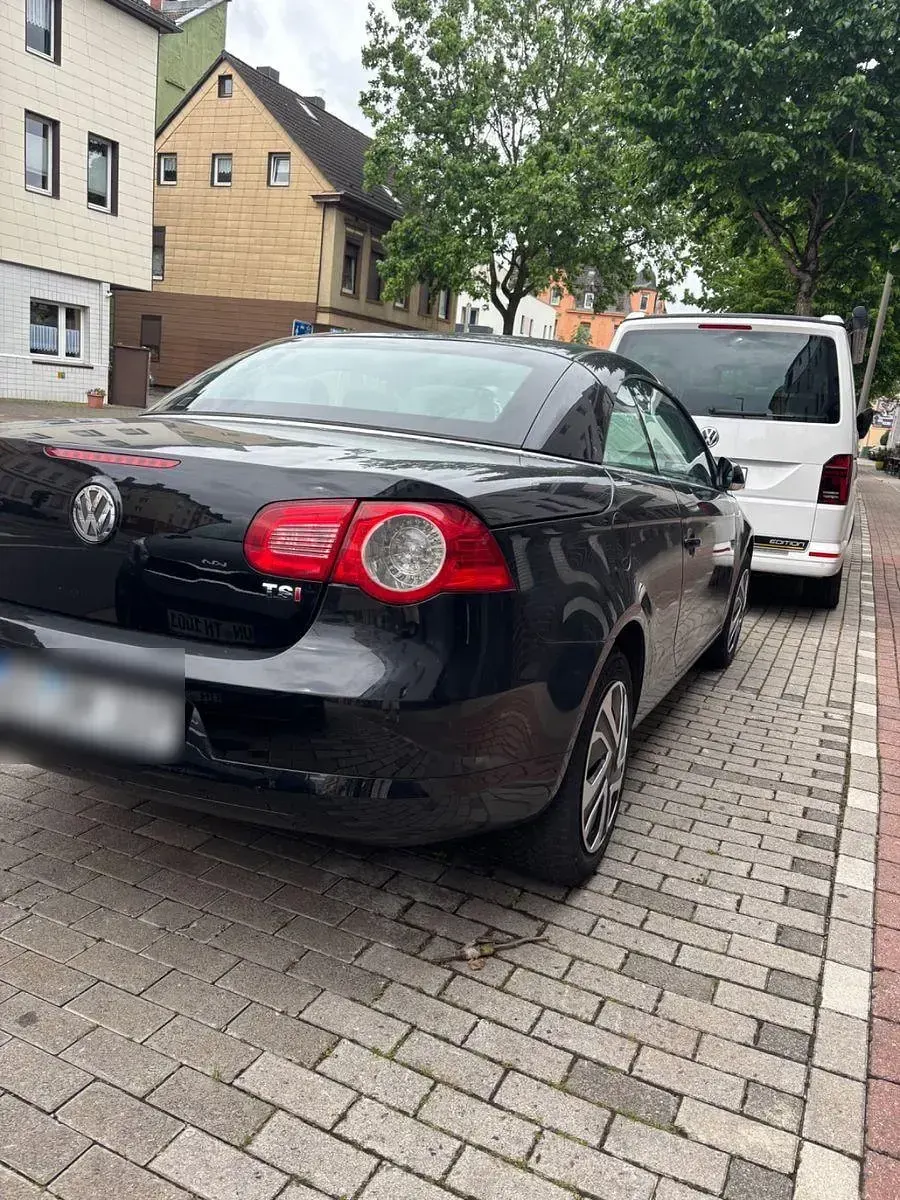 Gebraucht VW Eos 122 PS (89 kW) 2008 Schwarz Cabrio