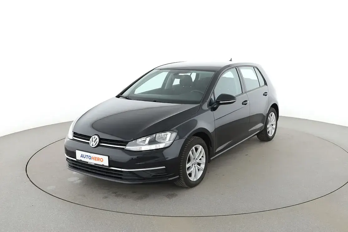 Gebraucht VW Golf VII Comfortline 2017 Limousine