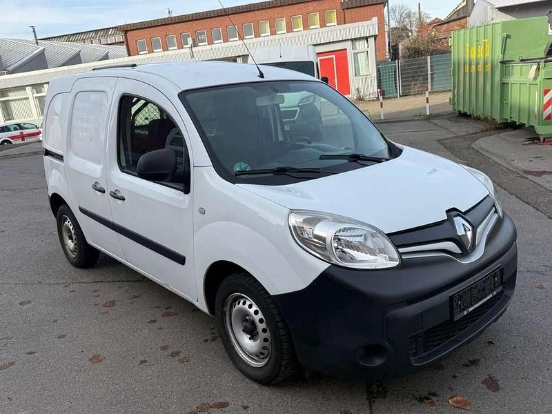 Weiß Gebraucht 2015 Renault Kangoo Van / Kleinbus | 7.390 € (Fairer Preis) - Bild 1/4