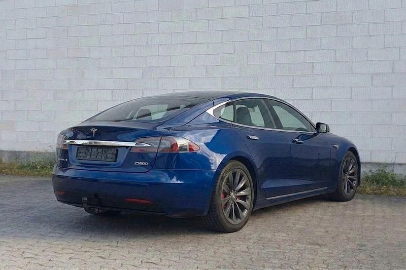 Gebraucht Tesla Model S 559 kW (761 PS) 2019 Blau Kleinwagen