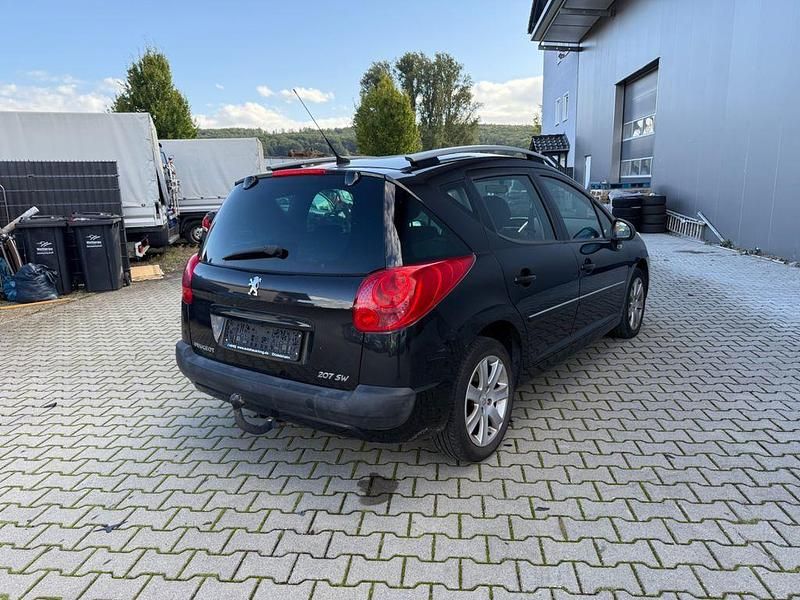 Gebraucht Peugeot 207 Premium 120 PS (88 kW) 2010 Schwarz Kombi