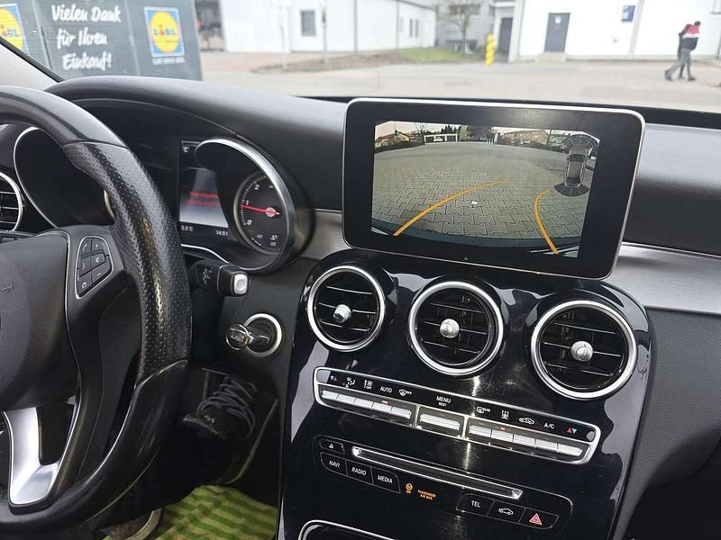 Gebraucht Mercedes C220 170 PS (125 kW) 2015 Schwarz Kombi