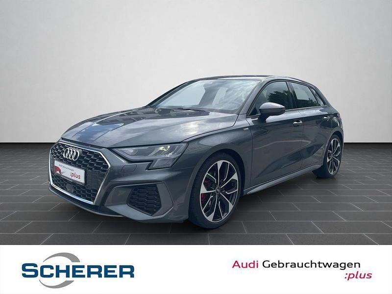Grau Gebraucht 2022 Audi A3 Sportback S-Line Limousine | 27.900 € (Fairer Preis) - Bild 1/4