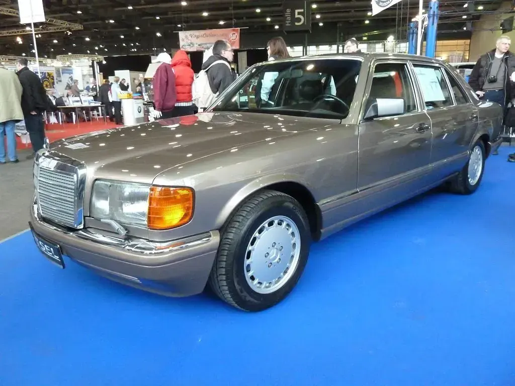 Gebraucht Mercedes 500 223 PS (164 kW) 1986 Braun Limousine