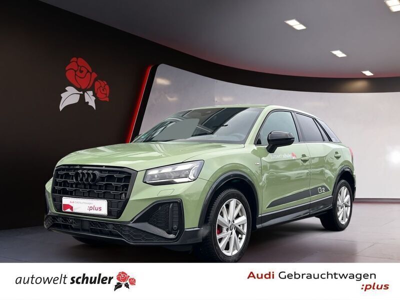 Apfelgrün metallic Gebraucht 2023 Audi Q2 S-Line SUV | 33.890 € (Etwas zu teuer) - Bild 1/4