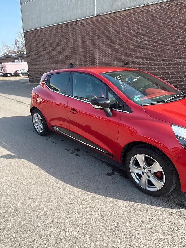 Gebraucht Renault Clio IV 75 PS (55 kW) 2016 Andere farben Kleinwagen
