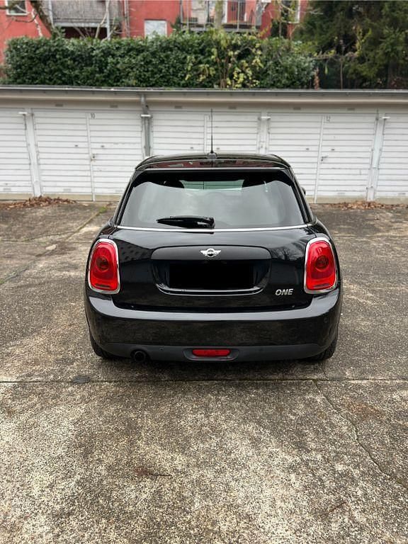 Second-hand Mini ONE 75 CP (55 kW) 2015 Negru Hatchback