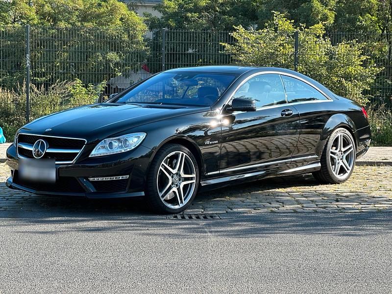 Schwarz Gebraucht 2013 Mercedes CL63 AMG AMG Coupé | 39.900 € (Teuer) - Bild 1/4