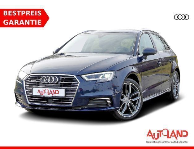 Blau Gebraucht 2020 Audi A3 Sportback e-tron Design Limousine | 22.490 € (Fairer Preis) - Bild 1/4