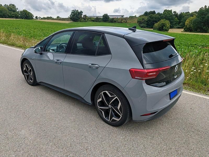 Gebraucht VW ID.3 Pro 150 kW (204 PS) 2021 Grau Kleinwagen