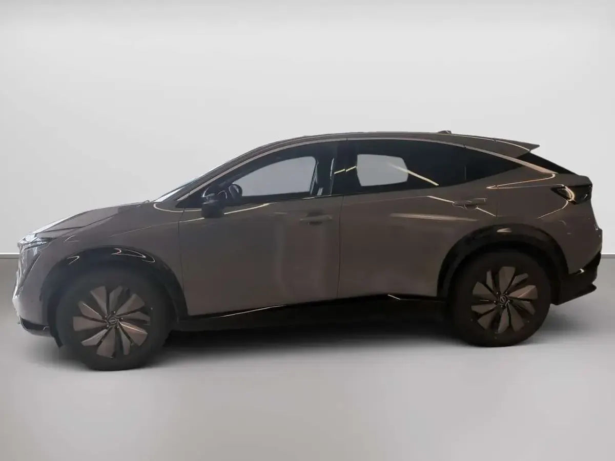 Ny Nissan Ariya Evolve 177 kW (242 HK) 2025 Grå SUV