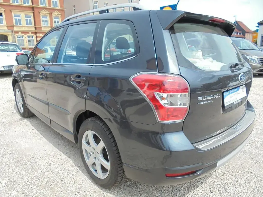 Gebraucht Subaru Forester Exclusive+ 150 PS (110 kW) 2015 Schwarz SUV