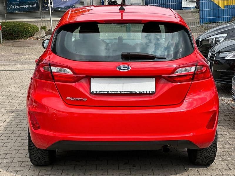 Gebraucht Ford Fiesta 101 PS (74 kW) 2019 Rot Kleinwagen