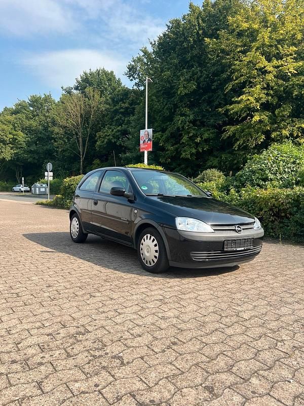Schwarz Gebraucht 2001 Opel Corsa Kleinwagen | 1.500 € (Fairer Preis) - Bild 1/4