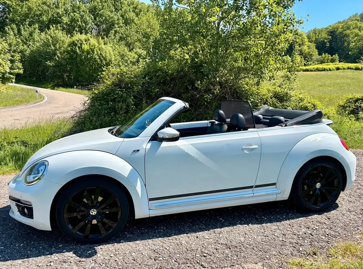 Gebraucht VW Beetle Cup 150 PS (110 kW) 2015 Weiß Kleinwagen