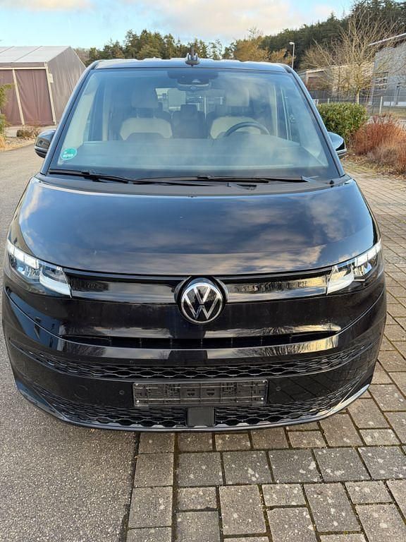 Gebraucht VW Multivan 150 PS (110 kW) 2023 Schwarz Van