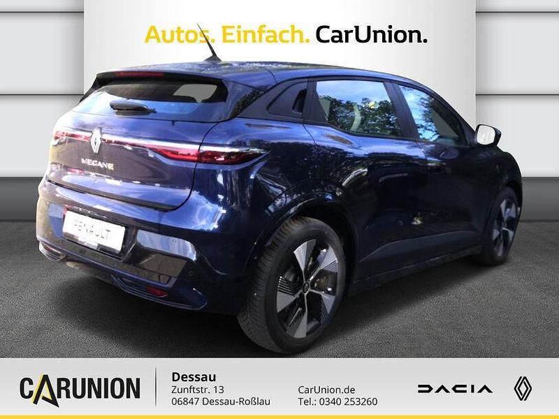 Gebraucht Renault Megane E-Tech 161 kW (220 PS) 2024 Nachtblau metallic Limousine