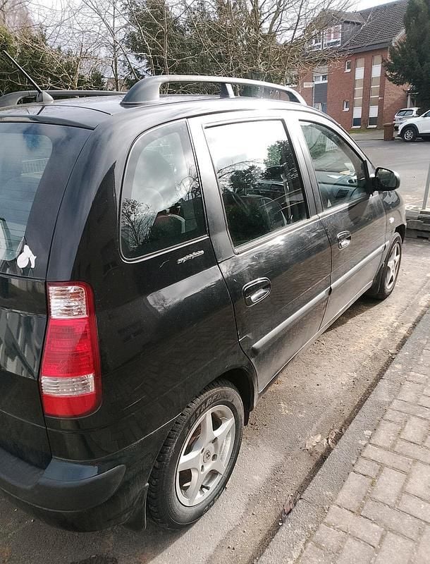 Gebraucht Hyundai Matrix 105 PS (77 kW) 2007 Schwarz Van / Kleinbus