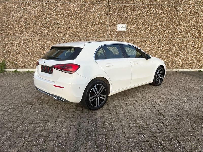 Gebraucht Mercedes A250 224 PS (164 kW) 2018 Weiß Limousine