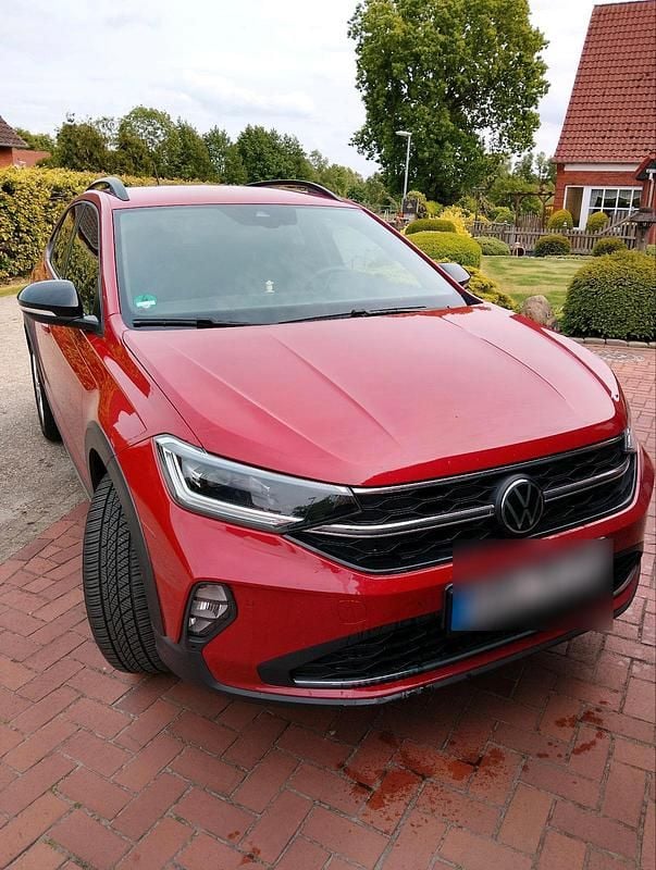 Rot Gebraucht 2024 VW Golf Move SUV | 22.900 € (Fairer Preis) - Bild 1/4