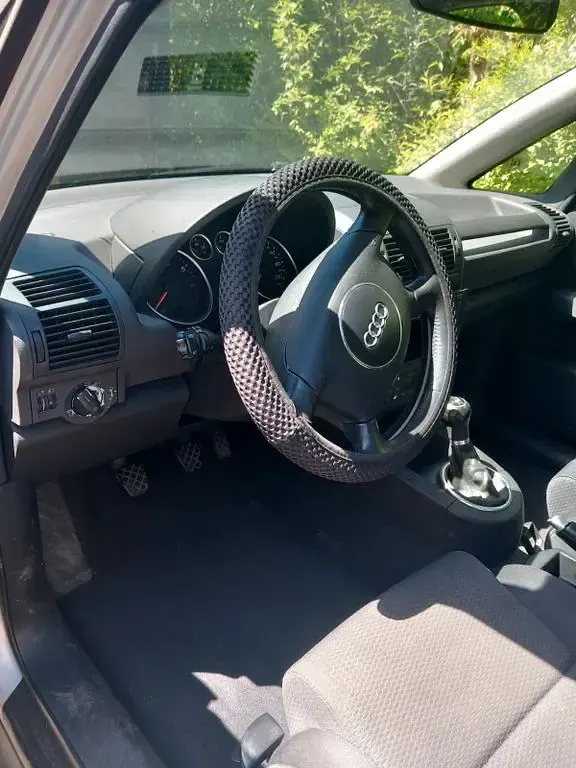 Gebraucht Audi A2 75 PS (55 kW) 2002 Silber Kleinwagen