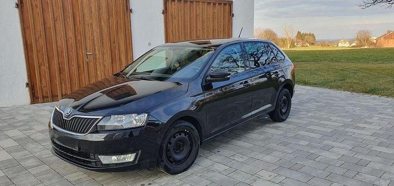 Schwarz Gebraucht 2016 Skoda Rapid Joy Limousine | 7.400 € (Fairer Preis) - Bild 1/4