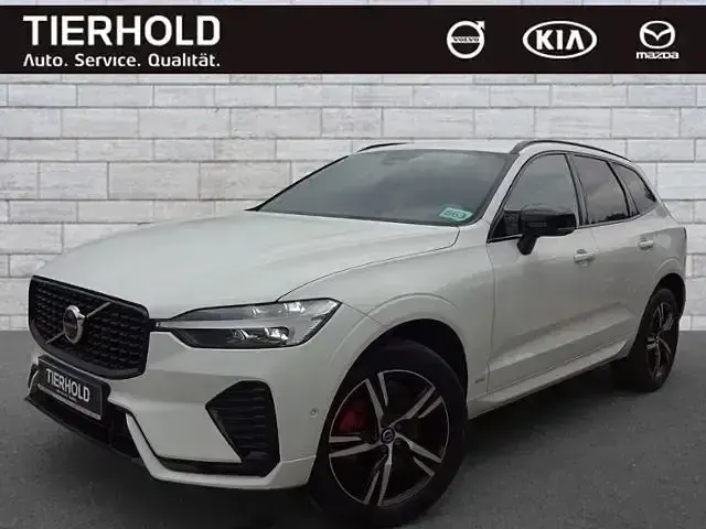Gebraucht Volvo XC60 R-Design 235 PS (172 kW) 2022 Ice white, solid / solid SUV