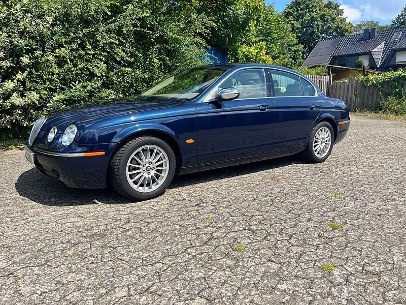 Blau Gebraucht 2006 Jaguar S-Type Executive Limousine | 14.900 € - Bild 1/4