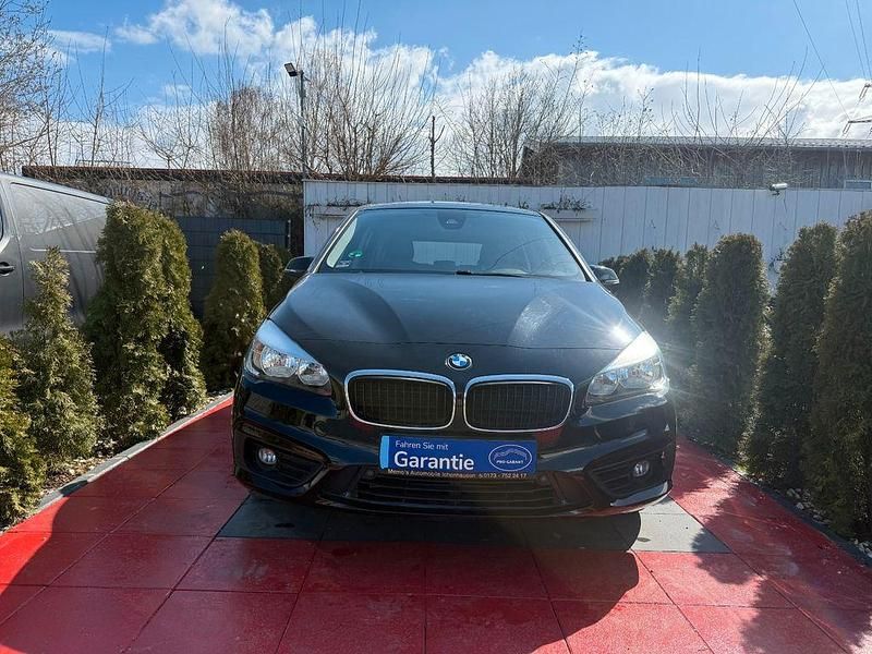 Gebraucht BMW 218 Gran Tourer Advantage 140 PS (102 kW) 2018 Schwarz Van / Kleinbus