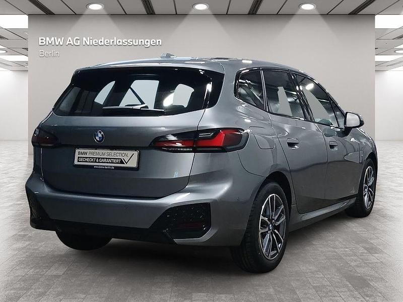 Gebraucht BMW 223 Active Tourer M Sport 204 PS (150 kW) 2022 Grau Van / Kleinbus