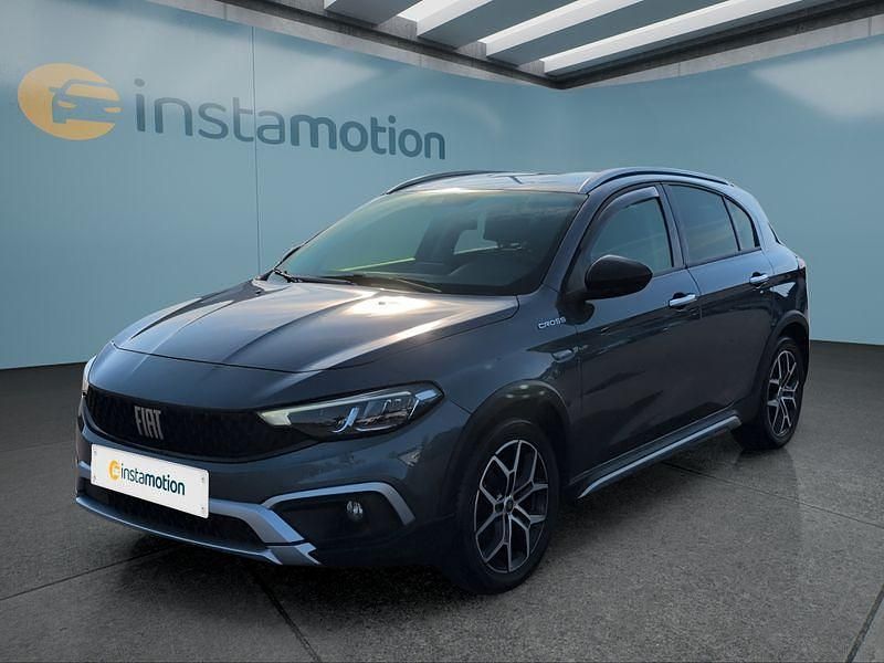 Blau Gebraucht 2021 Fiat Tipo Cross Limousine | 13.899 € (Etwas zu teuer) - Bild 1/4