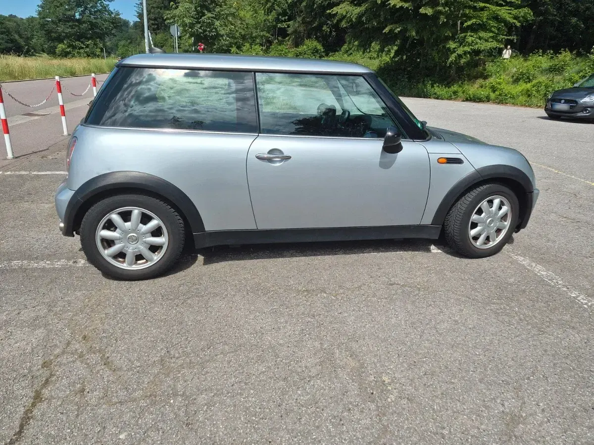 Gebraucht Mini ONE 90 PS (66 kW) 2005 Silber Kleinwagen