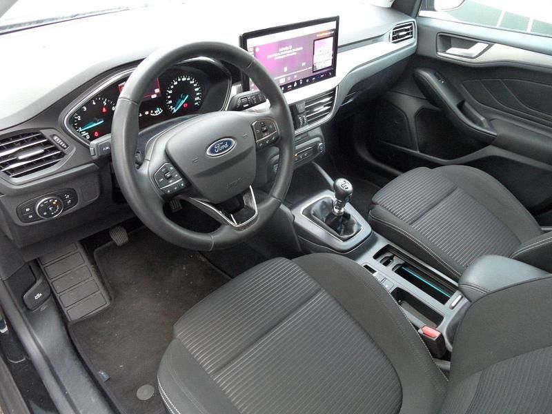 Gebraucht Ford Focus Titanium 125 PS (91 kW) 2024 Schwarz metallic